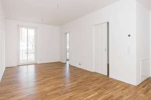 * Licht, Luft & Komfort * 2 Zimmer * Bad mit Dusche * HWR * EBK – Straße der Nationen 82, 9111 Zentrum, Chemnitz – Vorschaubild 4