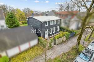 Charmantes Fachwerkhaus mit parkähnlichem Garten – stilvoll modernisiert und voller Charakter – Die vollständige Adresse der Immobilie erhältst du vom Anbieter., 42287 Barmen, Wuppertal – Vorschaubild 2