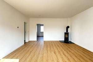 Bezugsfreie 4-Zimmer-Wohnung in der Paulsstadt I kürzlich saniert – Die vollständige Adresse der Immobilie erhältst du vom Anbieter., 19053 Paulsstadt, Schwerin – Vorschaubild 2