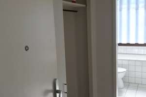 Gemütliche 1-Zimmer Wohnung in zentraler Lage – Die vollständige Adresse der Immobilie erhältst du vom Anbieter., 53175 Friesdorf, Bonn – Vorschaubild 3