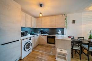 Moderne Zweizimmerwohnung mit Balkon und Einbauküche – Dr.-Gessler-Straße 2, 93051 Großprüfening-Dechbetten-Königswiesen, Regensburg – Vorschaubild 2