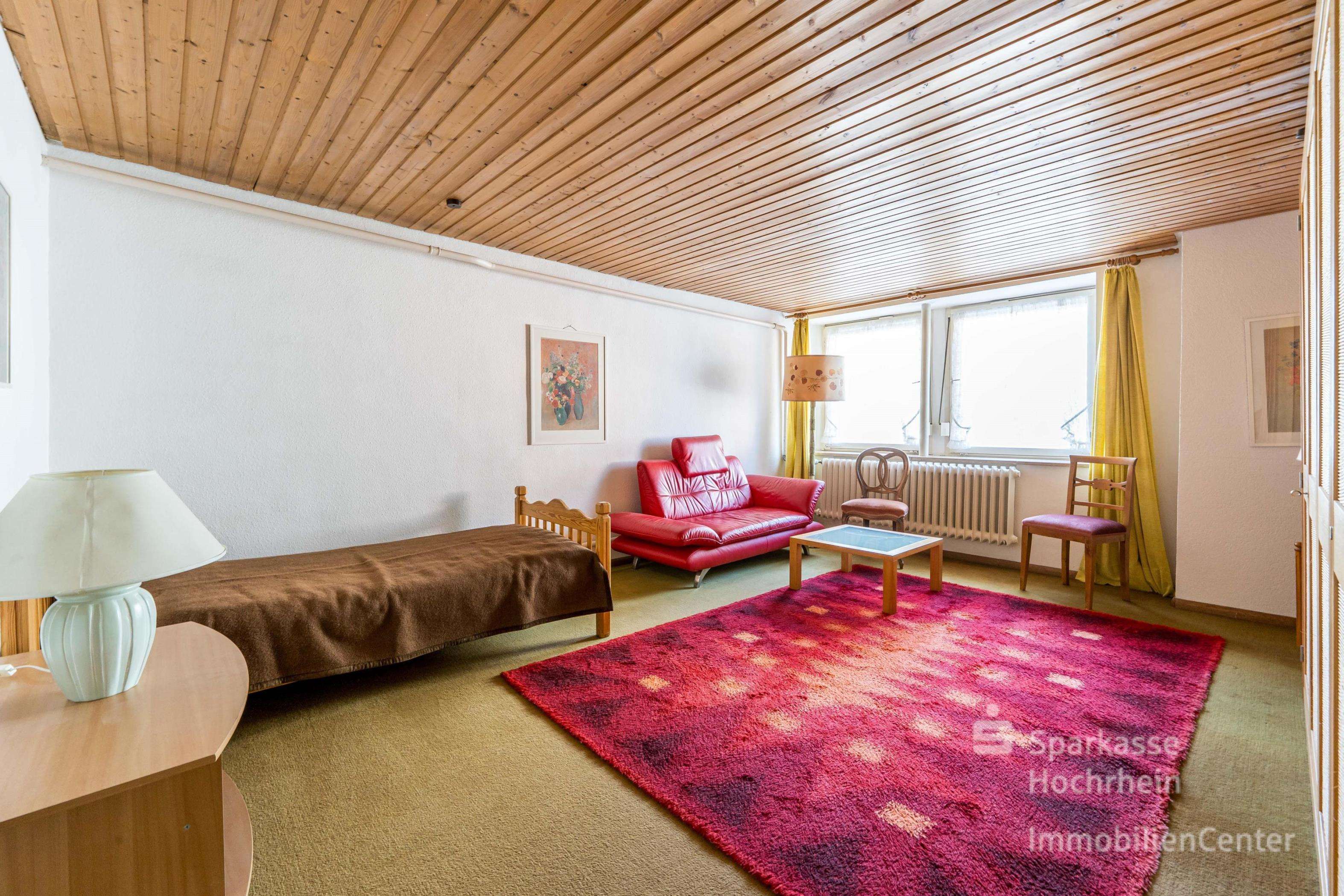 Immobilie in Görwihl - Ein-/Zweifamilienhaus mit Villencharakter und pflegeleichter Außenanlage - Bild 9