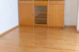 Gepflegte 2-Zi.-ETW mit großem Westbalkon und TG-Stellplatz in Stuttgart-Birkach – provisionsfrei – 70599 Birkach-Süd, Stuttgart – Vorschaubild 2
