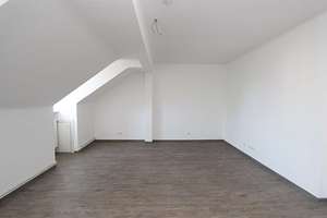 Gemütliche 3-ZKB-Wohnung in der Südstadt - Heckerstr. 73 – Heckerstraße 73, 34121 Süd, Kassel – Vorschaubild 2