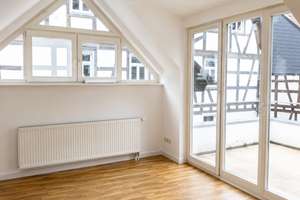 Provisionsfrei und einzugsbereit ab August – mit Dachterrasse in der Eppsteiner Altstadt! – Burgstraße 71, 65817 Eppstein – Vorschaubild 21