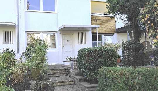 Bild von *** Sachsenhausen (Lerchesberg) - Modernisiertes Reihenmittelhaus mit Terrasse, Garten & Garage! ***