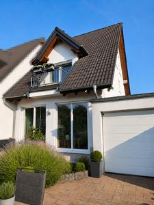 Energieeffiziente Doppelhaushälfte in Herdecke mit großem Garten und unverbaubarem Blick ins Grüne