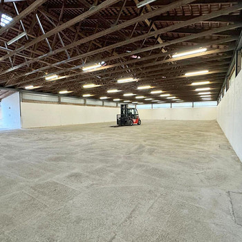 ca. 800 m² Hallenfläche zu vermieten