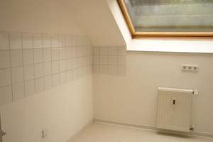 Schöne 3-Zimmerwohnung mit großem Balkon und Blick ins Grüne von privat – Jungfernweg 36, 47799 Cracau, Krefeld – Vorschaubild 4
