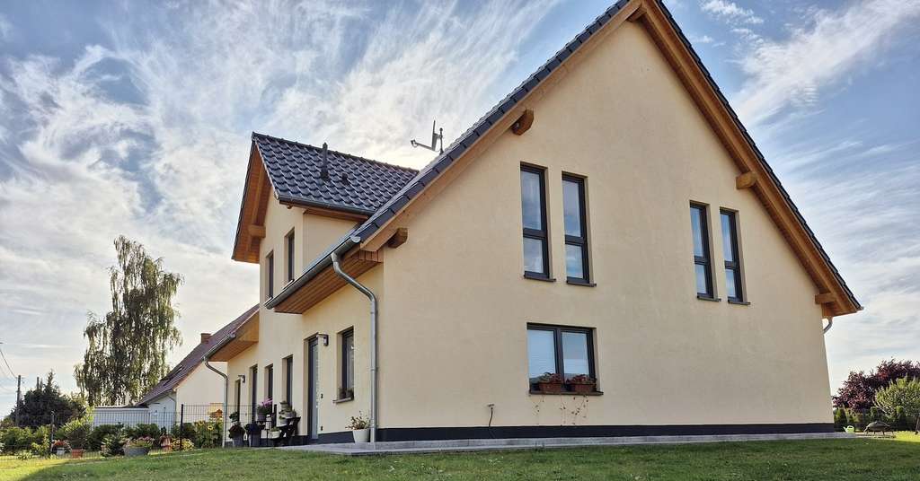 Immobilie in Sternberg - modernes Wohnen in See-Nähe - Bild 1