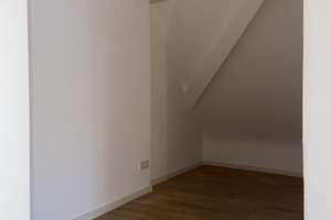 *** Helle 2-Zimmer Wohnung im DG *** – Richthofenstr 28, 42899 Lüttringhausen Mitte, Remscheid – Vorschaubild 8