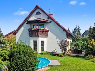 Gepflegtes Einfamilienhaus in Taura-Köthensdorf mit Doppelgarage und großzügigem Grundstück