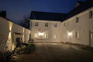„Kernsanierte Hofreite mit Garten im historischen Ortskern von Wiesbaden-Nordenstadt – Die vollständige Adresse der Immobilie erhältst du vom Anbieter., 65205 Nordenstadt, Wiesbaden – Vorschaubild 1