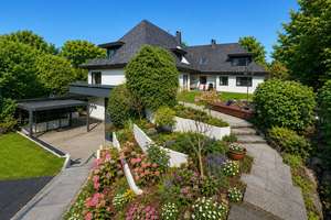 Exklusive und großzügige Villa mit Schwimmbad in ruhiger Lage – 40627 Unterbach, Düsseldorf – Vorschaubild 2