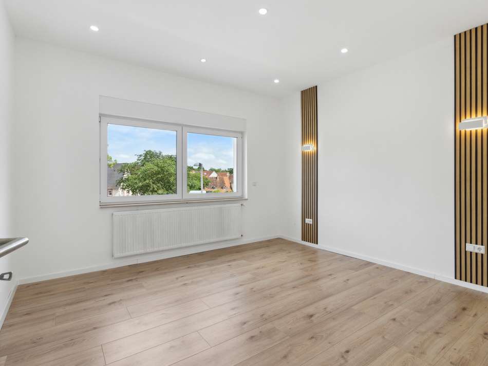 Schlafzimmer 1 Wohnung OG