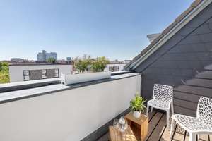 Charmante Dachgeschosswohnung mit Terrasse und Abendsonne – Gerichtstrasse 19, 13347 Gesundbrunnen, Berlin – Vorschaubild 6