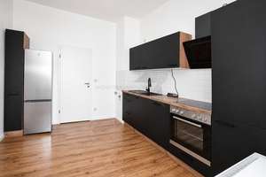 Großzügige, helle 3 Raum Whg. mit Einbauküche, sonnigem Westbalkon und Tageslichtbad – Erich-Mühsam-Straße 17, 9112 Kaßberg, Chemnitz – Vorschaubild 1