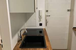 Design-Apartment mit Balkon, Gartenblick & hochwertiger Ausstattung – Die vollständige Adresse der Immobilie erhältst du vom Anbieter., 80638 Neuhausen, München – Vorschaubild 3