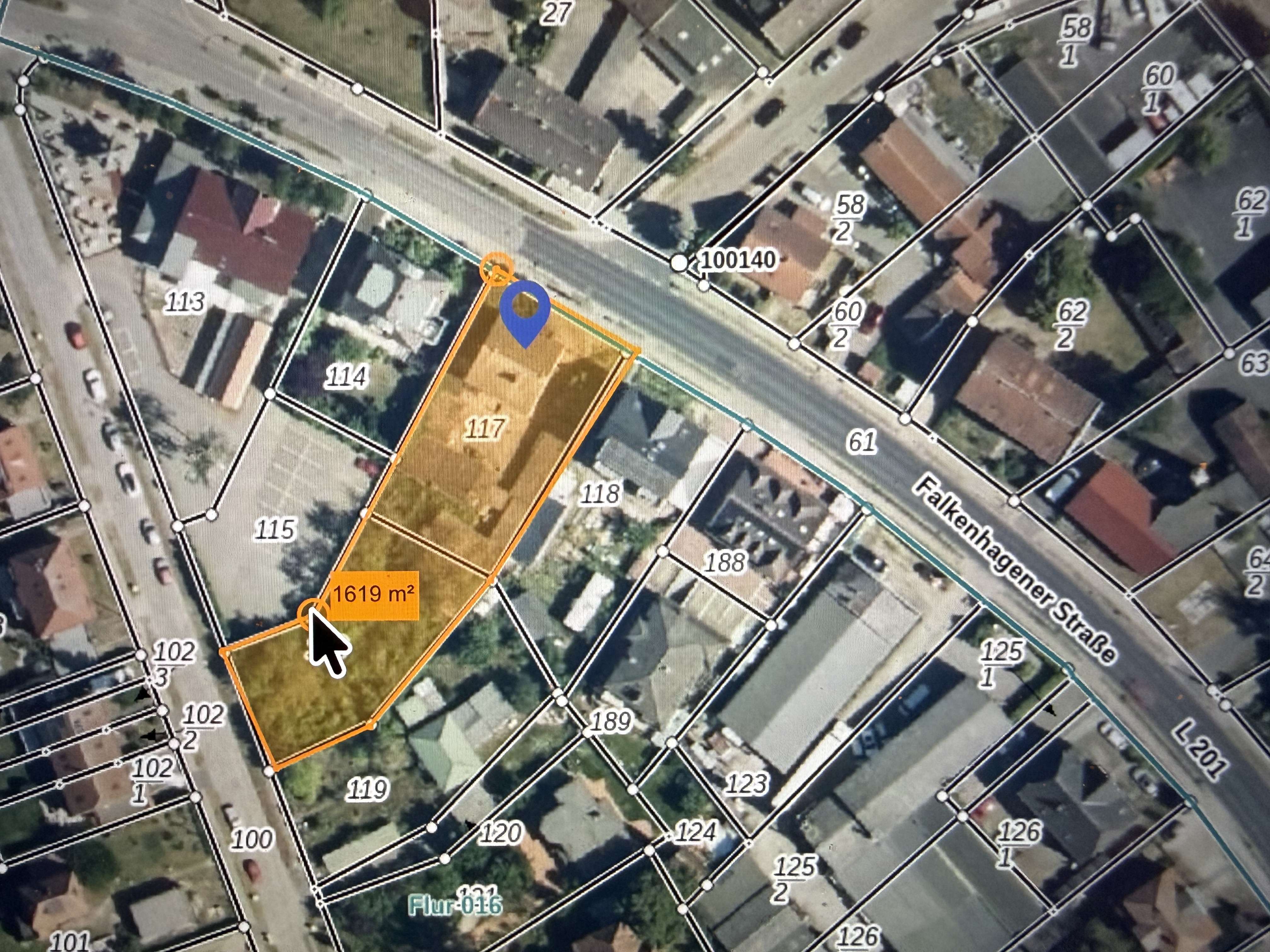 Aufgepasst ! Mehrfamilienhaus + Baugrundstück in Top-Citylage, Havelland Kreis – Bild 1