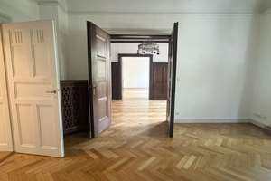 Bucher Straße ! Historische geräumige 8-Zi.-Altbau-Whg. 250 m², 2 Balkone, Parkett, 1.OG ohne Aufzug – Die vollständige Adresse der Immobilie erhältst du vom Anbieter., 90419 Bielingplatz, Nürnberg – Vorschaubild 4