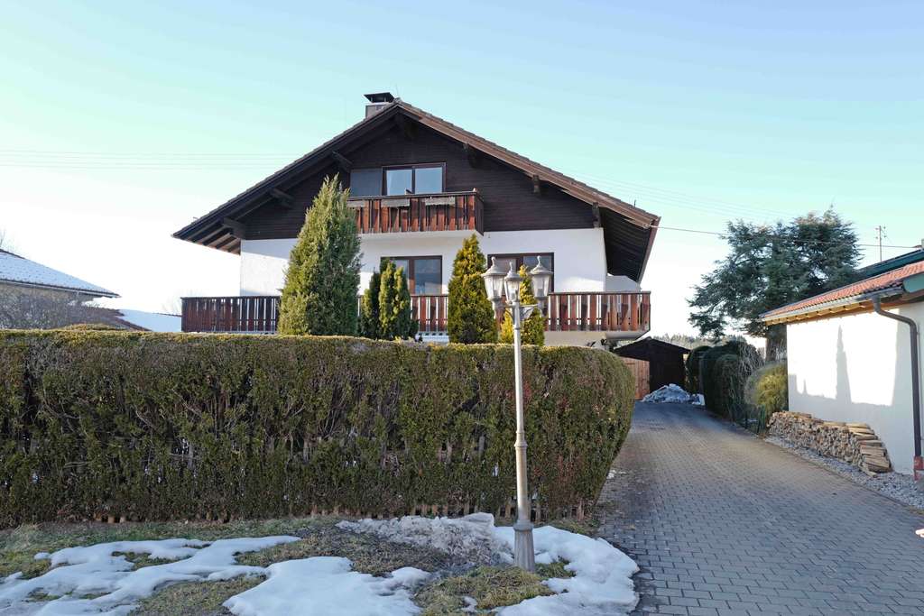 Immobilie in Bad Heilbrunn - Gemütliche 3-Zimmer-Wohnung in wunderbarer Wohngegend in der Ramsau - Bild 0