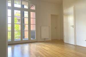 Gehobene 3-Zimmer-Wohnung im 1. OG mit zwei großen Balkonen in begehrtem Baudenkmal – Tannenstraße 24a, 40476 Derendorf, Düsseldorf – Vorschaubild 13