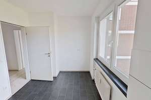 Geräumige und gut geschnittene 3-Zimmer-Wohnung mit BALKON und Wannenbad – Friedrich-Engels-Str. 46, 47169 Marxloh, Duisburg – Vorschaubild 8