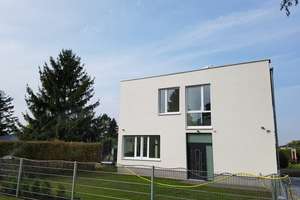 modernes Einfamilienhaus nahe Flughafen BER