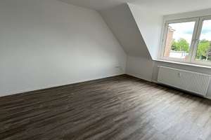 gemütliche 2 Zimmer Wohnung mit Balkon in ruhiger Seitenstraße – Gärtnerstraße 4, 27572 Fischereihafen, Bremerhaven – Vorschaubild 3