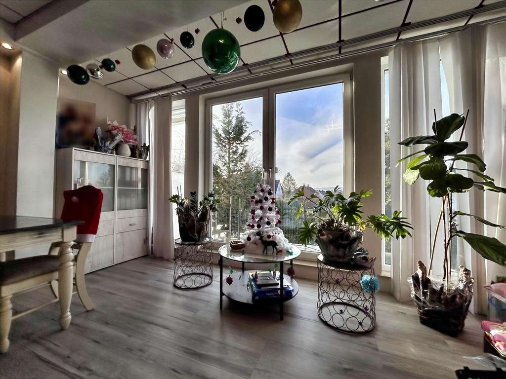 Immobilie in Hünfeld - Reihenmittelhaus mit Potenzial sucht Handwerker 

 - Bild 1