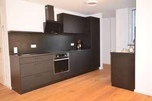 Sonnige 3-Zi-Komfort-Wohung mit großem Balkon u. EBK ! – 40210 Stadtmitte, Düsseldorf – Vorschaubild 4