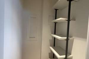 Urban Living Stuttgart-Mitte – möblierte 2,5-Zimmer-Altbauwohnung mit Balkon & Designausstattung – Paulinenstraße 14-16, 70178 Karlshöhe, Stuttgart – Vorschaubild 9