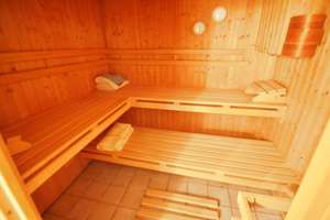 Ebenerdig plus Souterraint - Bungalow - Familienidyll -  Sonniger Garten rund ums Haus, Garage & Car – Die vollständige Adresse der Immobilie erhältst du vom Anbieter., 28327 Ellener Feld, Bremen – Vorschaubild 23