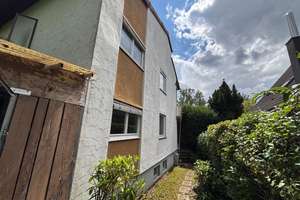 Die Lage wird Sie begeistern! Großes Zweifamilienhaus mit viel Potential für Ihre Wohnträume – Die vollständige Adresse der Immobilie erhältst du vom Anbieter., 70599 Schönberg, Stuttgart – Vorschaubild 44