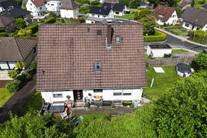 Großzügiges Einfamilienhaus mit tollem Garten in guter Wohnlage in Werdohl-Kleinhammer zu verkaufen! – Die vollständige Adresse der Immobilie erhältst du vom Anbieter., 58791 Werdohl – Vorschaubild 4