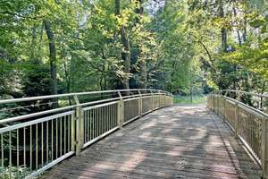 Eine Wohnung, viele Möglichkeiten: Gemütliche 2-3 Zimmer, herrlicher Weitblick am Pasinger Stadtpark – Die vollständige Adresse der Immobilie erhältst du vom Anbieter., 81241 Pasing, München – Vorschaubild 8