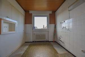 KUNZE: Sanierungsbedürftige Wohnung mit Balkon in Hannover-Anderten -Provisionsfrei- – Die vollständige Adresse der Immobilie erhältst du vom Anbieter., 30559 Anderten, Hannover – Vorschaubild 11