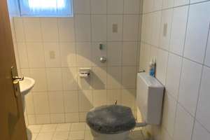 Gepflegtes Wohnhaus mit toller Aussicht – Die vollständige Adresse der Immobilie erhältst du vom Anbieter., 84371 Triftern – Vorschaubild 18
