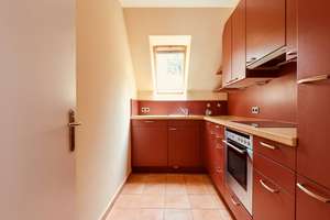 Property thumbnail 6