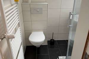 Vollrenovierte Dachgeschoßwohnung