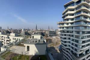 Skylineblick im FIFTYNINE by Hadi Teherani – Am Strandkai 4, 20457 HafenCity, Hamburg – Vorschaubild 5