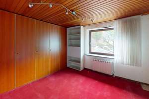 Großzügiges Wohnhaus mit Sanierungsbedarf in beliebter Lage von Bielefeld-Gadderbaum – Die vollständige Adresse der Immobilie erhältst du vom Anbieter., 33617 Gadderbaum, Bielefeld – Vorschaubild 5