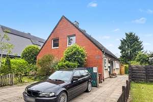 Vermietetes Zweifamilienhaus in gesuchter Wohnlage von Lübeck St. Gertrud – Die vollständige Adresse der Immobilie erhältst du vom Anbieter., 23566 Sankt Gertrud, Lübeck – Vorschaubild 2
