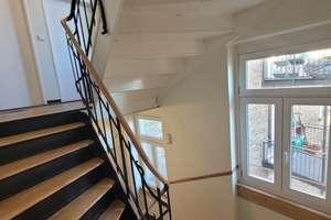 Hochwertig sanierte 2-Zimmer-Altbauwohnung | Neubau im Altbau | Zentrum Biebrich – Bunsenstraße 1, 65203 Biebrich, Wiesbaden – Vorschaubild 3