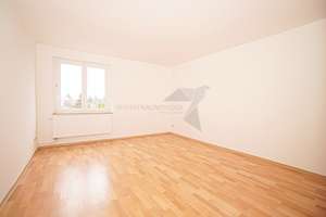 !! Angebot !! großzügige 2,5-Raum-Whg. mit Tageslichtbad direkt am Waldrand – Erich-Steinfurth-Straße 29, 9131 Ebersdorf, Chemnitz – Vorschaubild 3