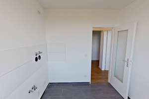Moderne 3-Zimmer-Wohnung mit BALKON und toller Aussicht in Lübeck-St. Jürgen – 23562 Sankt Jürgen, Lübeck – Vorschaubild 8
