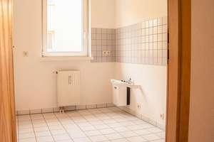 Dachgeschoss-Perle mit separater Küche und Tageslichtbad – vermietet, mit Garage und Speicher – 4319 Althen-Kleinpösna, Leipzig – Vorschaubild 4