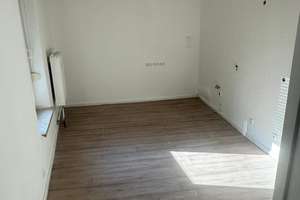 4,5-Zimmer-Wohnung in Gelsenkirchen-Ückendorf ab sofort frei – Flöz Sonnenschein 49, 45886 Ückendorf, Gelsenkirchen – Vorschaubild 4