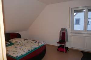 2-Zimmer-Wohnung  in Kümmersbruck, 70 qm, DG, Balkon, Garage – Ringstraße 62, 92245 Kümmersbruck – Vorschaubild 5