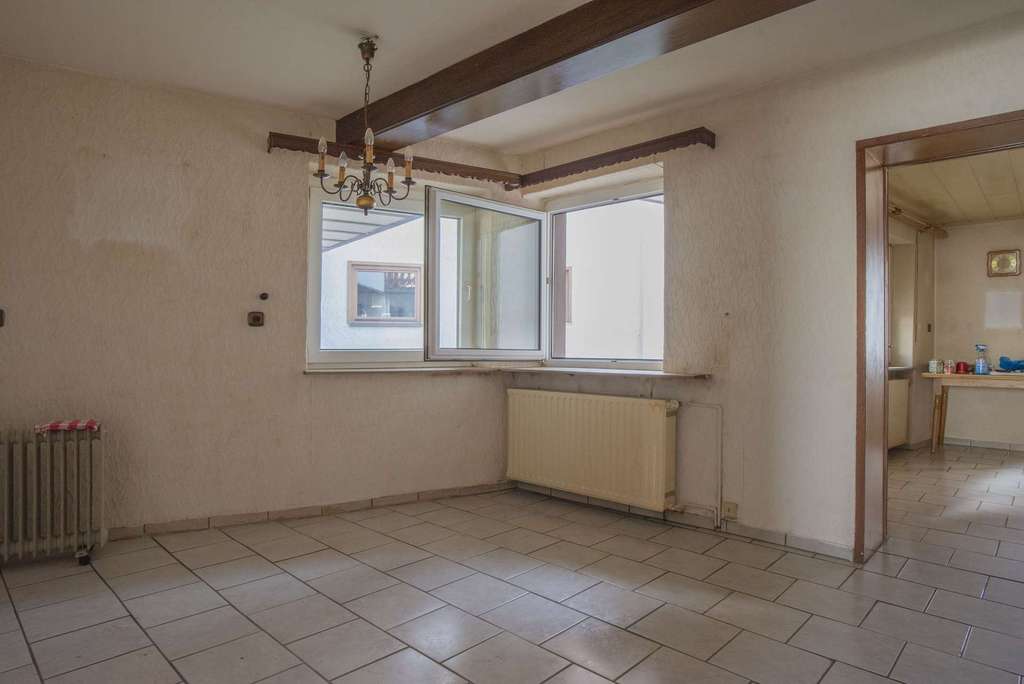 Immobilie in Nidda - Hofreite: Wohnhaus mit Torhaus, große Scheune und weitere Nebengebäude. Käuferprovisionsfrei! - Bild 3